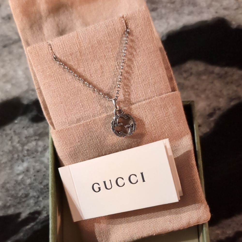 Genuine Brand New Gucci Silver Logo Pendant Necklace